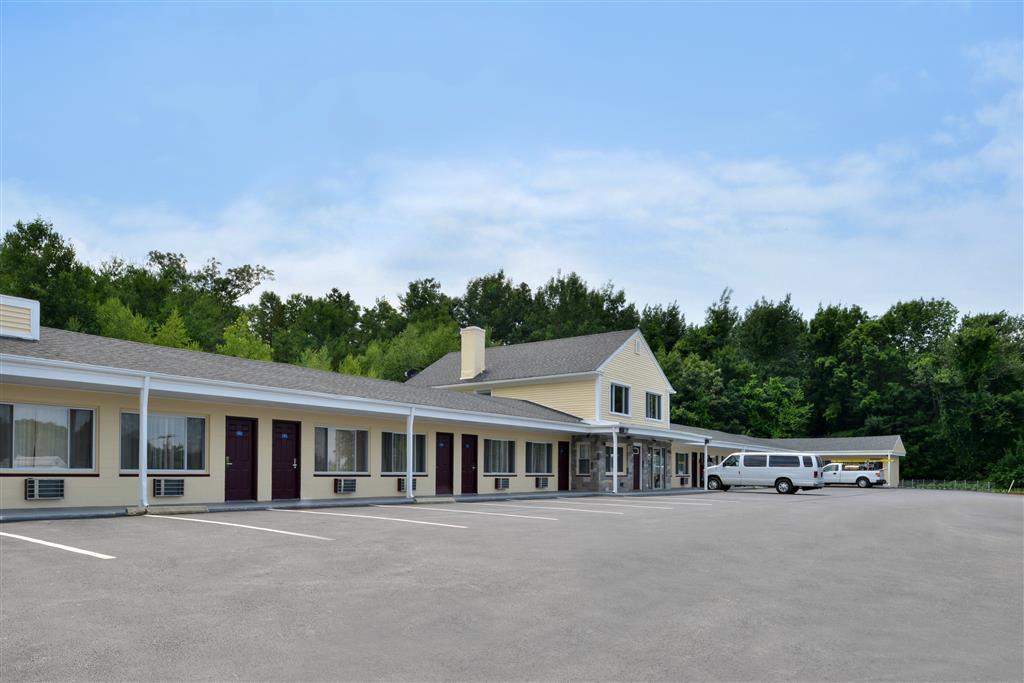 Americas Best Value Inn Providence-North Scituate Exterior foto